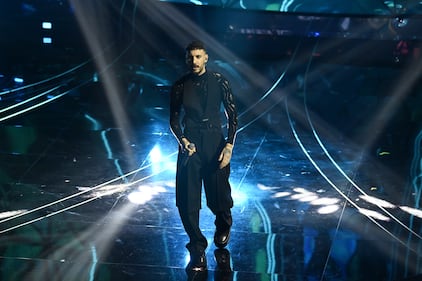 Sanremo 2024: ecco il look della seconda serata del Festival di Fred De Palma 5