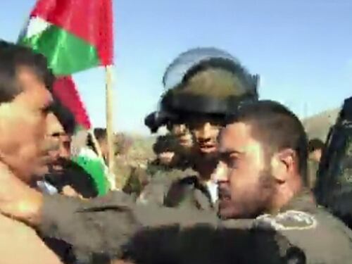 Morto il ministro palestinese Ziad Abu Ein