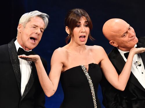 Sanremo: proteste social per i problemi audio