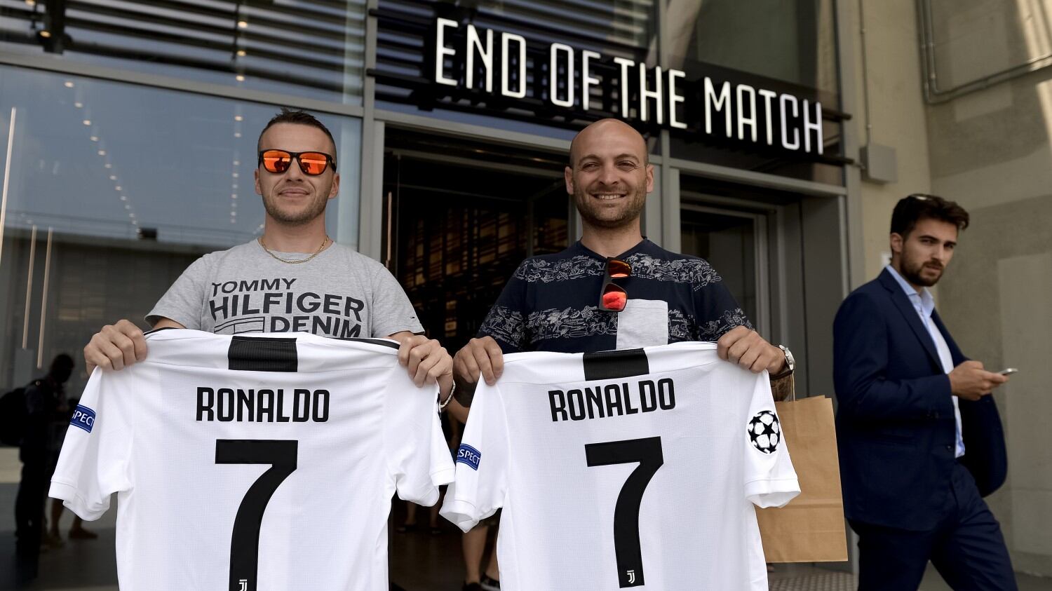 Juventini-rosiconi, è già il derby di Ronaldo Torino in festa più che per il solito scudetto