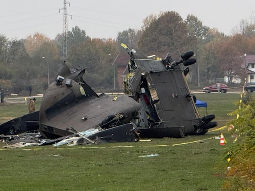 Quattro militari morti, i grillini non perdono tempo: subito l’attacco sul riarmo