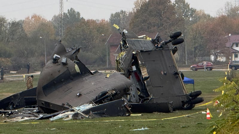 Quattro militari morti, i grillini non perdono tempo: subito l’attacco sul riarmo