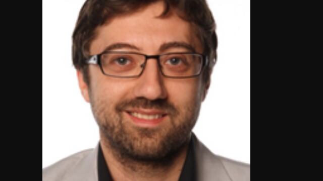 Colletti (M5S): "Piuttosto che votare fiducia con Fi mi taglio una mano"