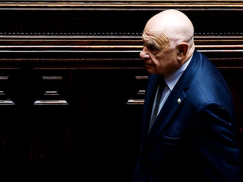La sorpresa del ministro: “Già potenziati gli organici”
