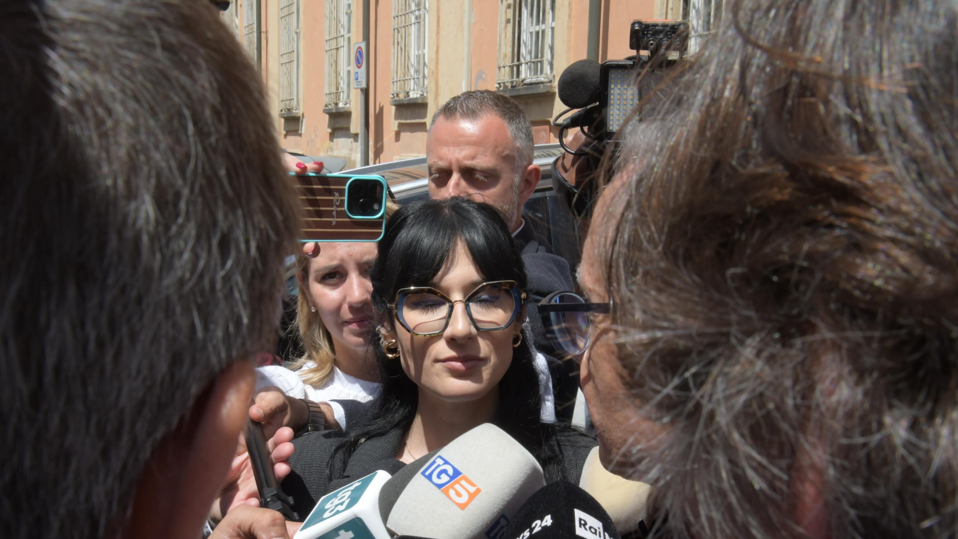 Garlasco, l’inchiesta arranca. "Niente sorprese dai reperti"
