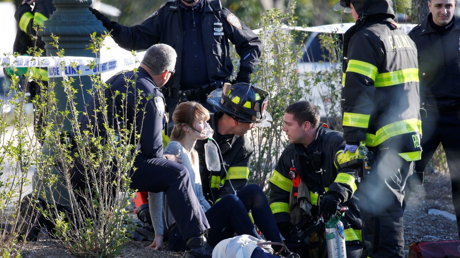 Otto vittime in un "attacco terroristico" nel centro di New York