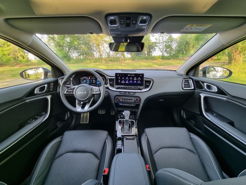 Kia XCeed PHEV: guarda le foto del crossover plug-in 10