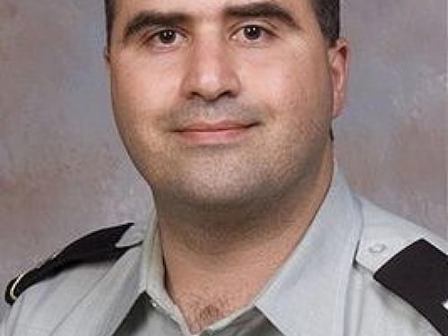 Uccise 13 persone gridando “Allah Akbar”: chi è Nidal Malik Hasan, che sarà fucilato in diretta