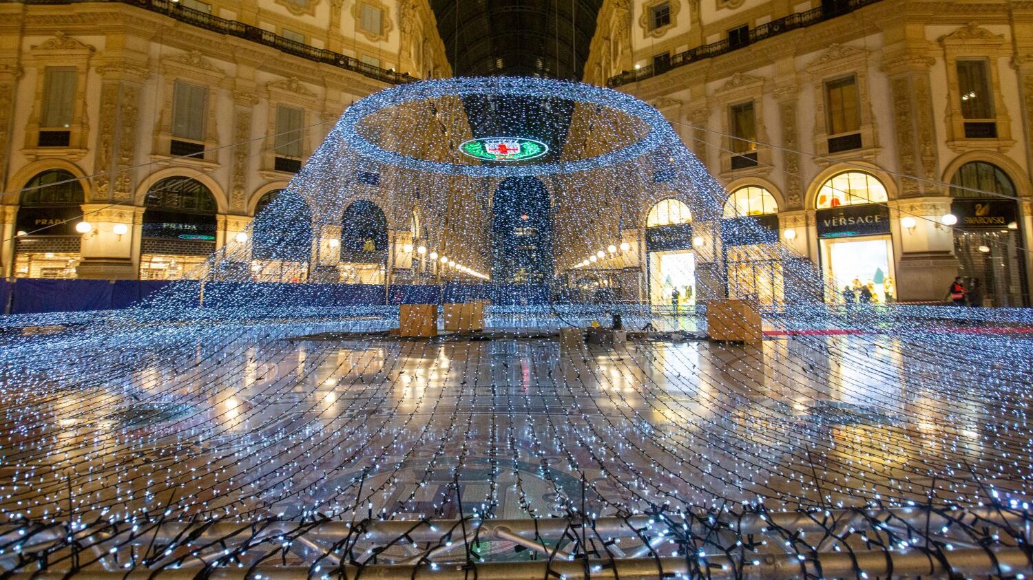 "Il Natale? Possibili deroghe". Ma scordiamoci il Capodanno