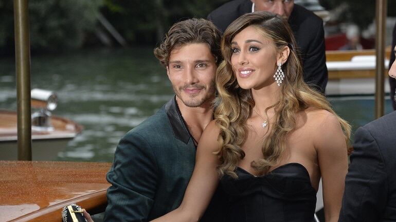 Stefano De Martino furioso con la madre di Belen: "Urla per 30 minuti"