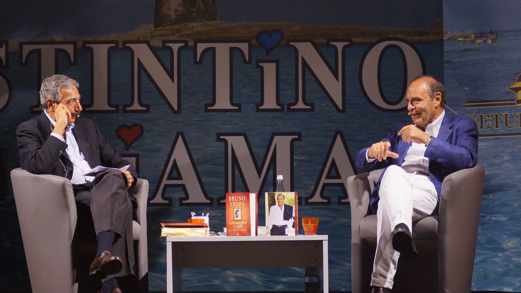 Le serate di "Stintino ChiAma" con personaggi del giornalismo e dello spettacolo