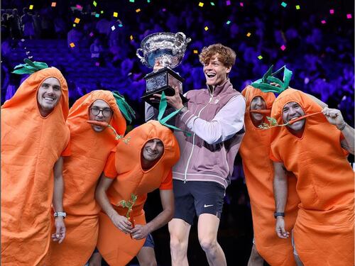 I "Carota Boys" in delirio: chi sono i fan più scatenati di Sinner (e perché si chiamano così)