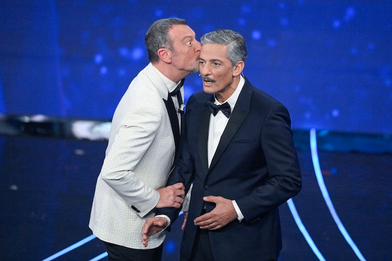Sanremo 2024: ecco il look della prima serata del Festival del conduttore e co-conduttore 7