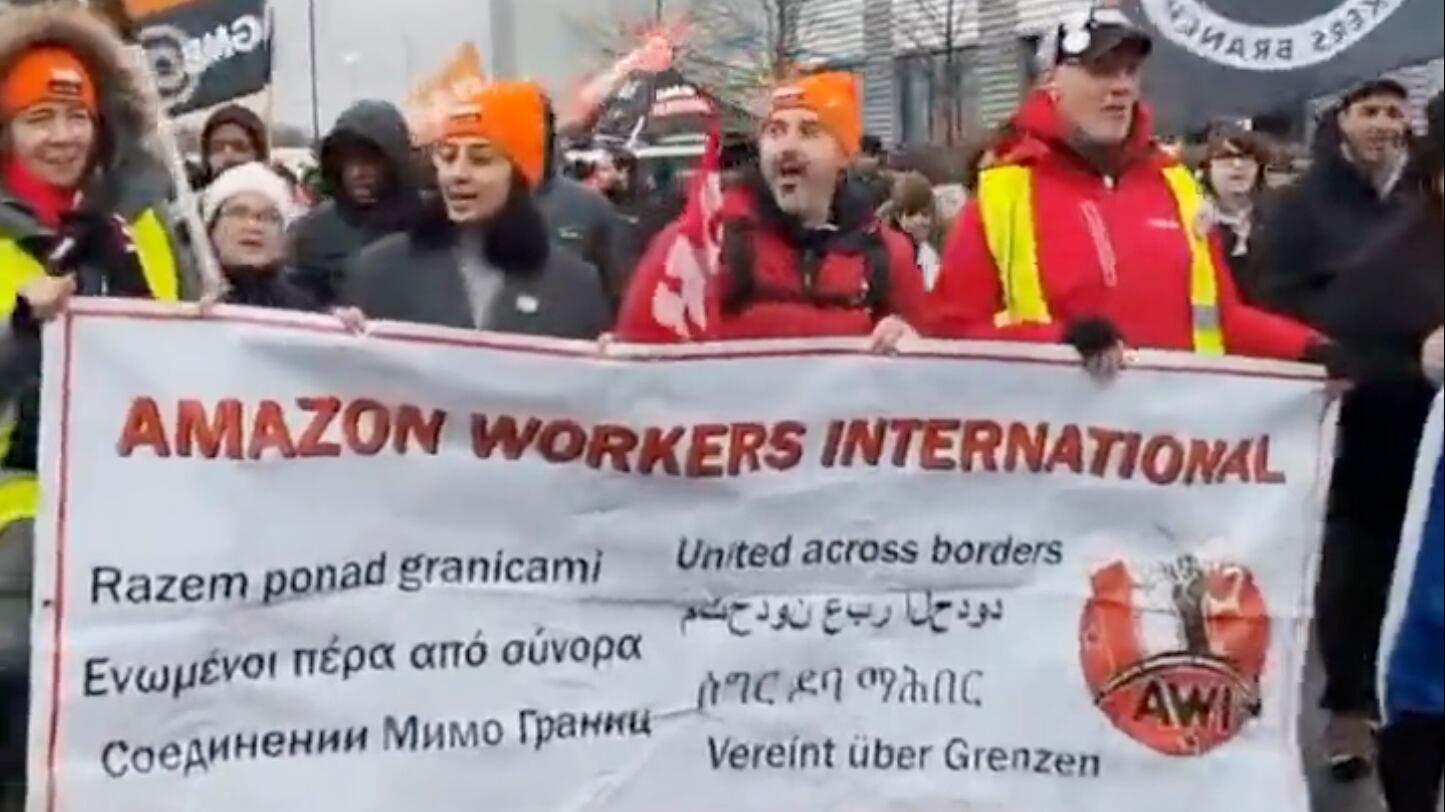 Amazon, proteste e scioperi in tutto il mondo contro il Black Friday