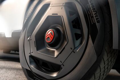 Citroen Oli: l'elettrica per tutti, batteria piccola ma tanta autonomia 11