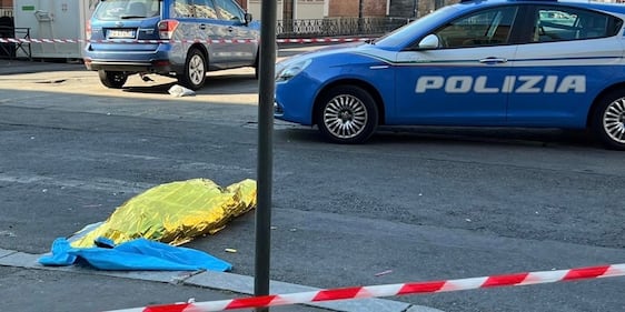 Omicidio in strada a Torino: 50enne ucciso a pugni e bastonate 4