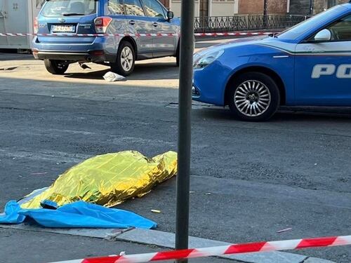 Omicidio in strada a Torino: 50enne ucciso a pugni e bastonate