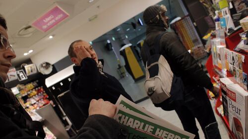 Code alle edicole per il nuovo Charlie Hebdo 3
