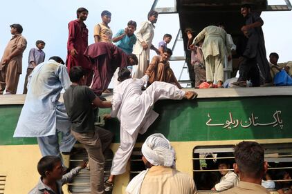 Pakistan, preparativi per l'Eid al-Fitr a Lahore 6