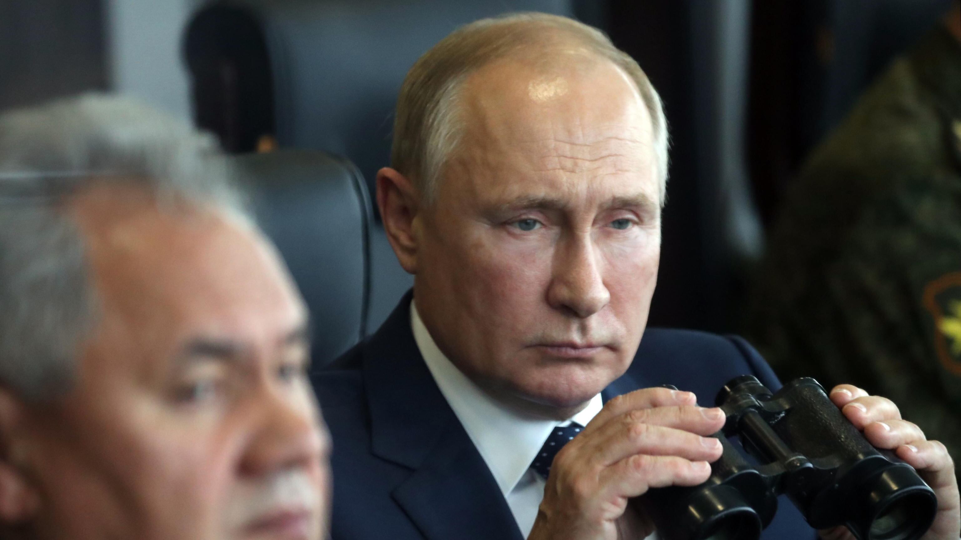 La resa dei conti al Cremlino. "Putin male informato dai suoi. Hanno paura di dirgli la verità"