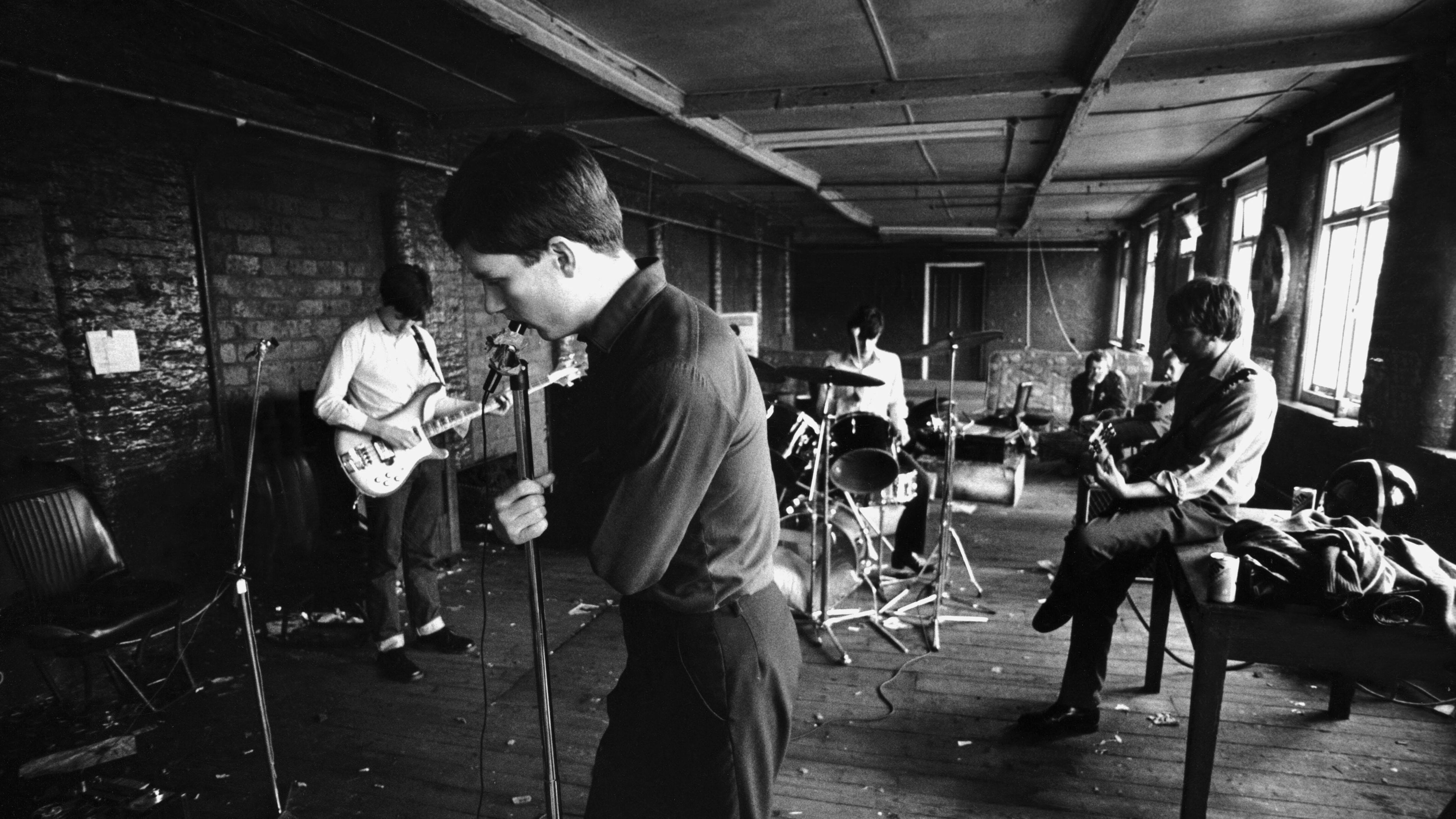 Piaceri sconosciuti e dolori famosi, la gioventù bruciata dei Joy Division