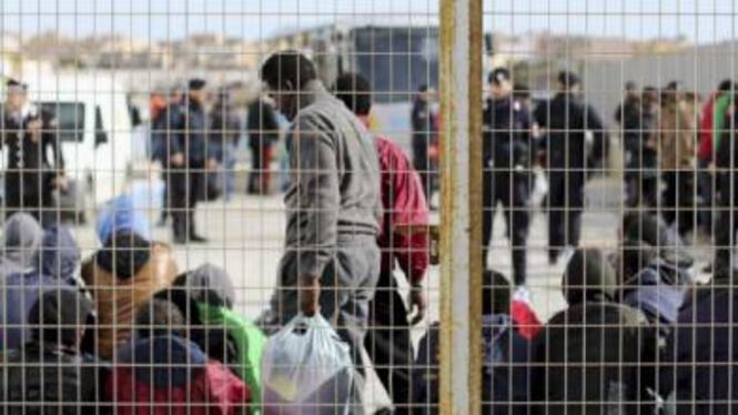 Baraccopoli di Foggia, tre giovani africani feriti in una rissa