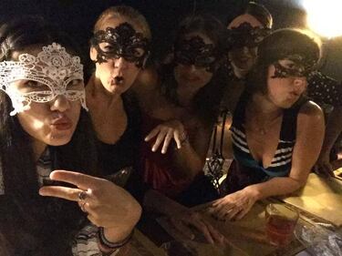 Elisa, l'addio al nubilato è social 2