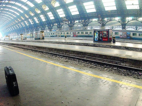Senza vergogna: persino i treni comprati al doppio