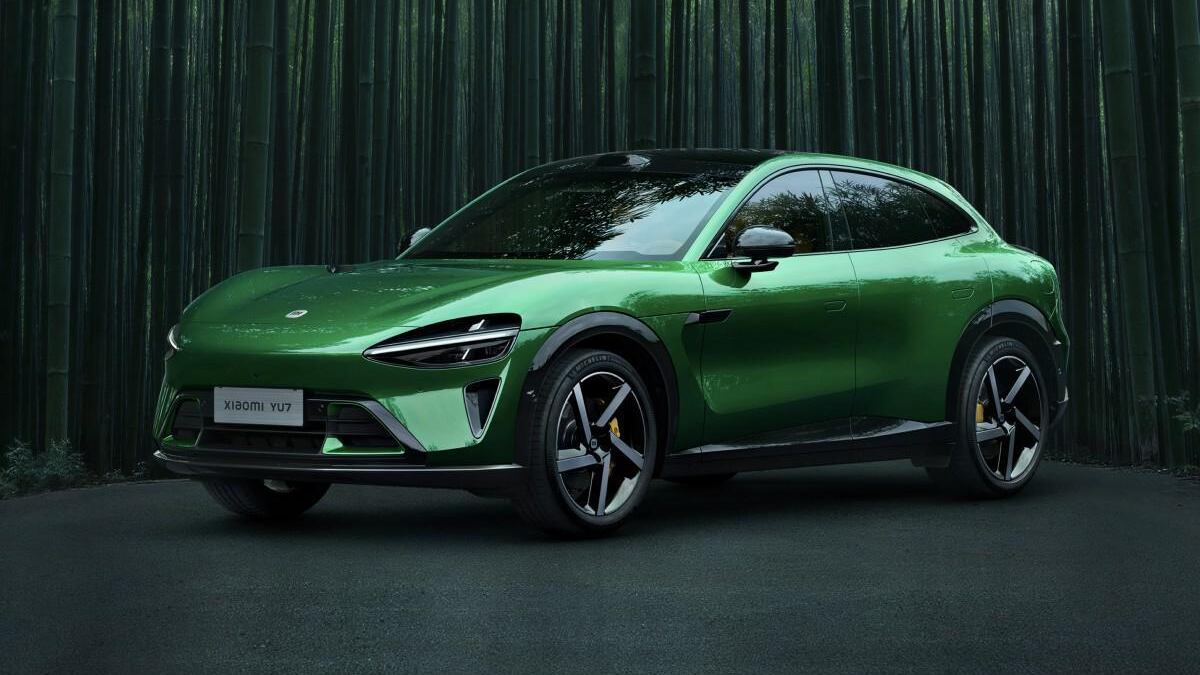 Xiaomi si lascia ispirare da Ferrari e fa il pieno di vendite con il suo Suv
