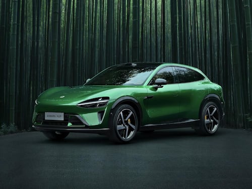 Xiaomi si lascia ispirare da Ferrari e fa il pieno di vendite con il suo Suv