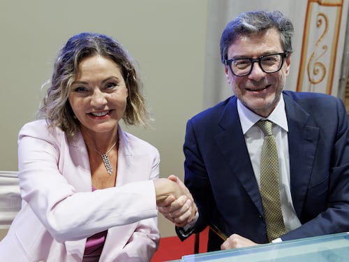 Congiuntura in frenata. L'incertezza pesa sulla capacità di spesa