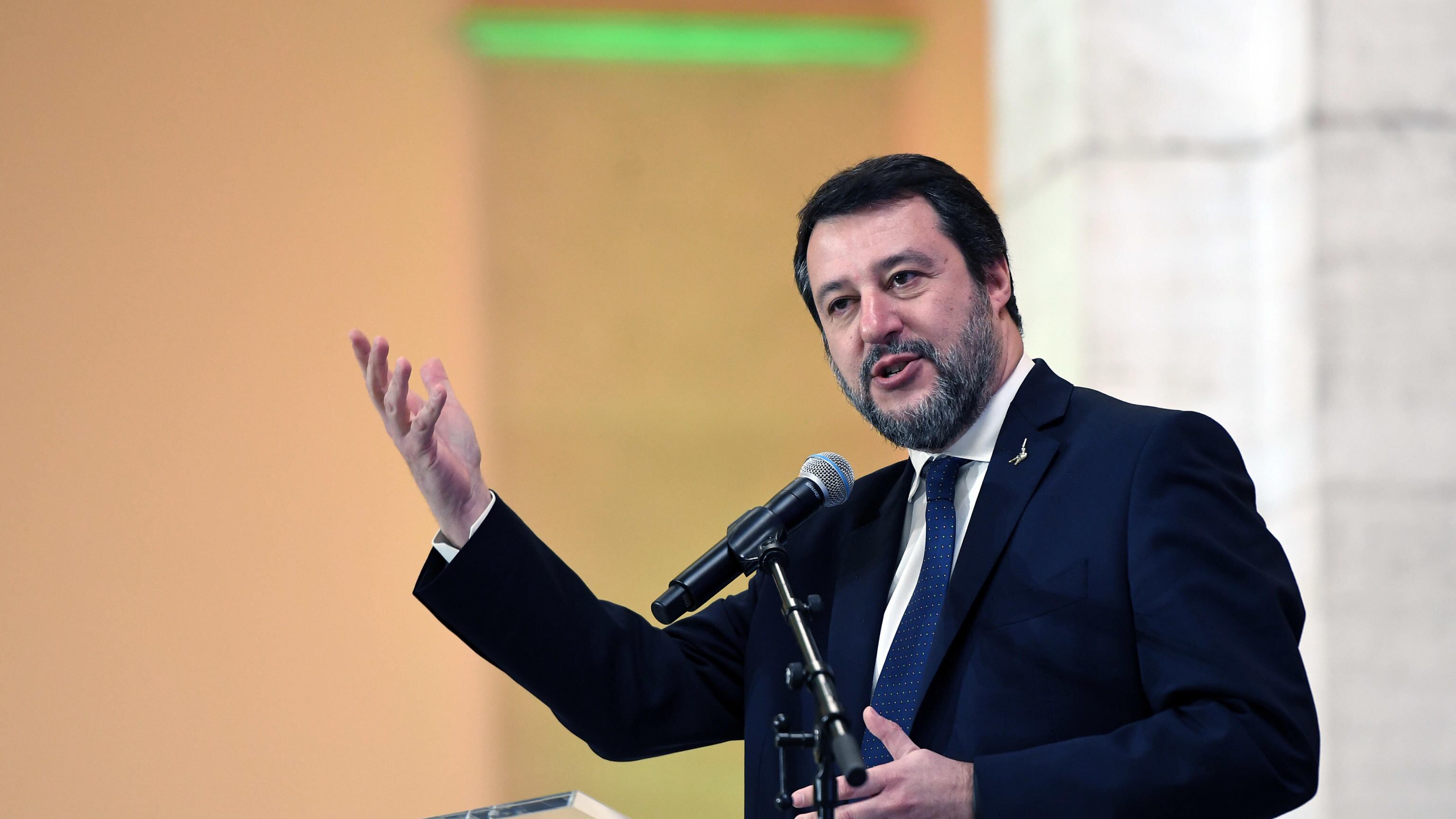 Salvini: "Zelensky a Sanremo? Speriamo resti riservato alla musica"