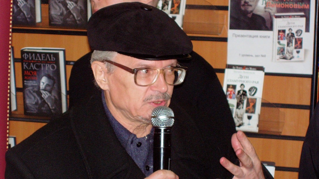 Lo scrittore russo Limonov: "Il caso Russia-Lega? Un fake"