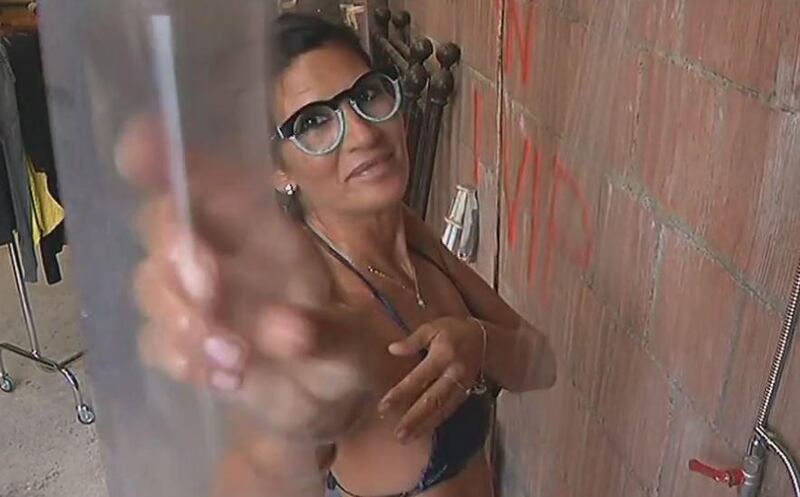 Pamela Prati e Valeria Marini: amiche sexy al Grande Fratello Vip 36