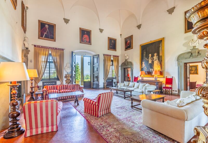 In vendita la villa degli Agnelli tra Firenze e Pisa 7