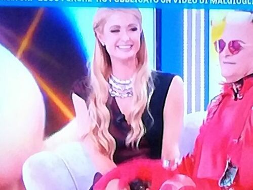 Domenica Live: l’incontro (s)cult tra Paris Hilton e Malgioglio