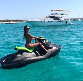 Cristina Buccino hot, vacanze in bikini 4