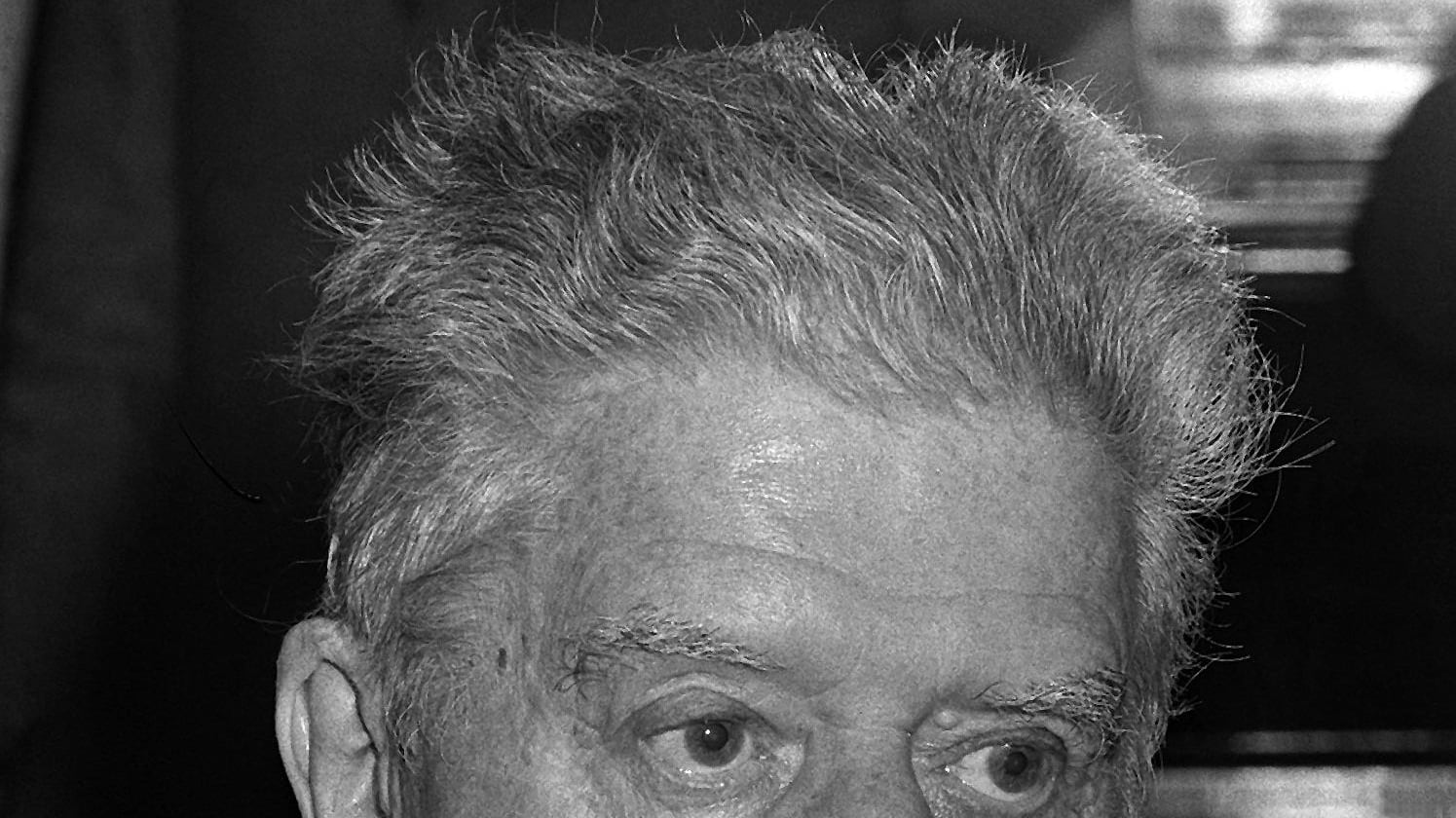 Note, cancellature, collage e disegni. I manoscritti rivelano la genesi e l'anima più autentica dei capolavori