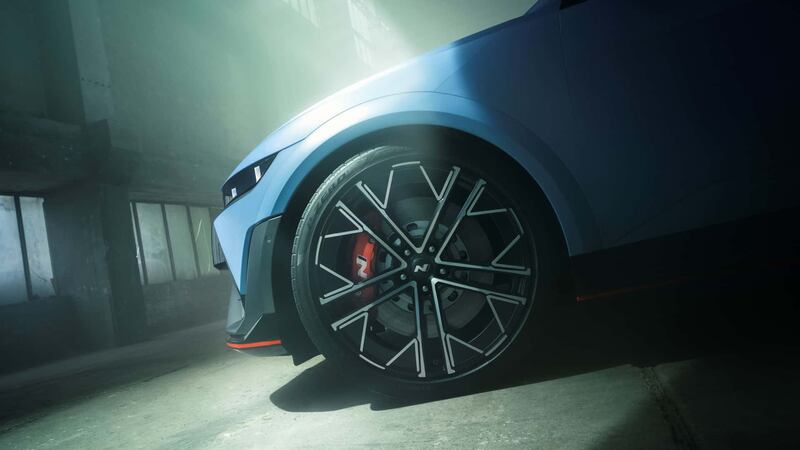 Hyundai Ioniq 5 N, guarda tutte le immagini 10