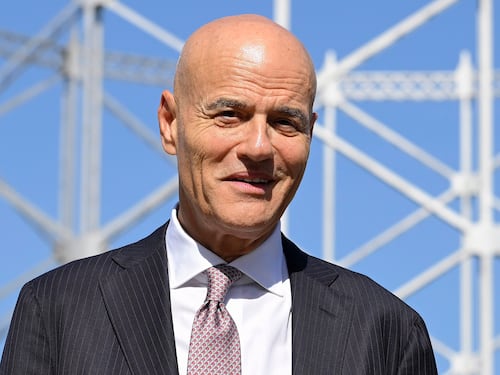 Enilive, il fondo Kkr si prende il 25%