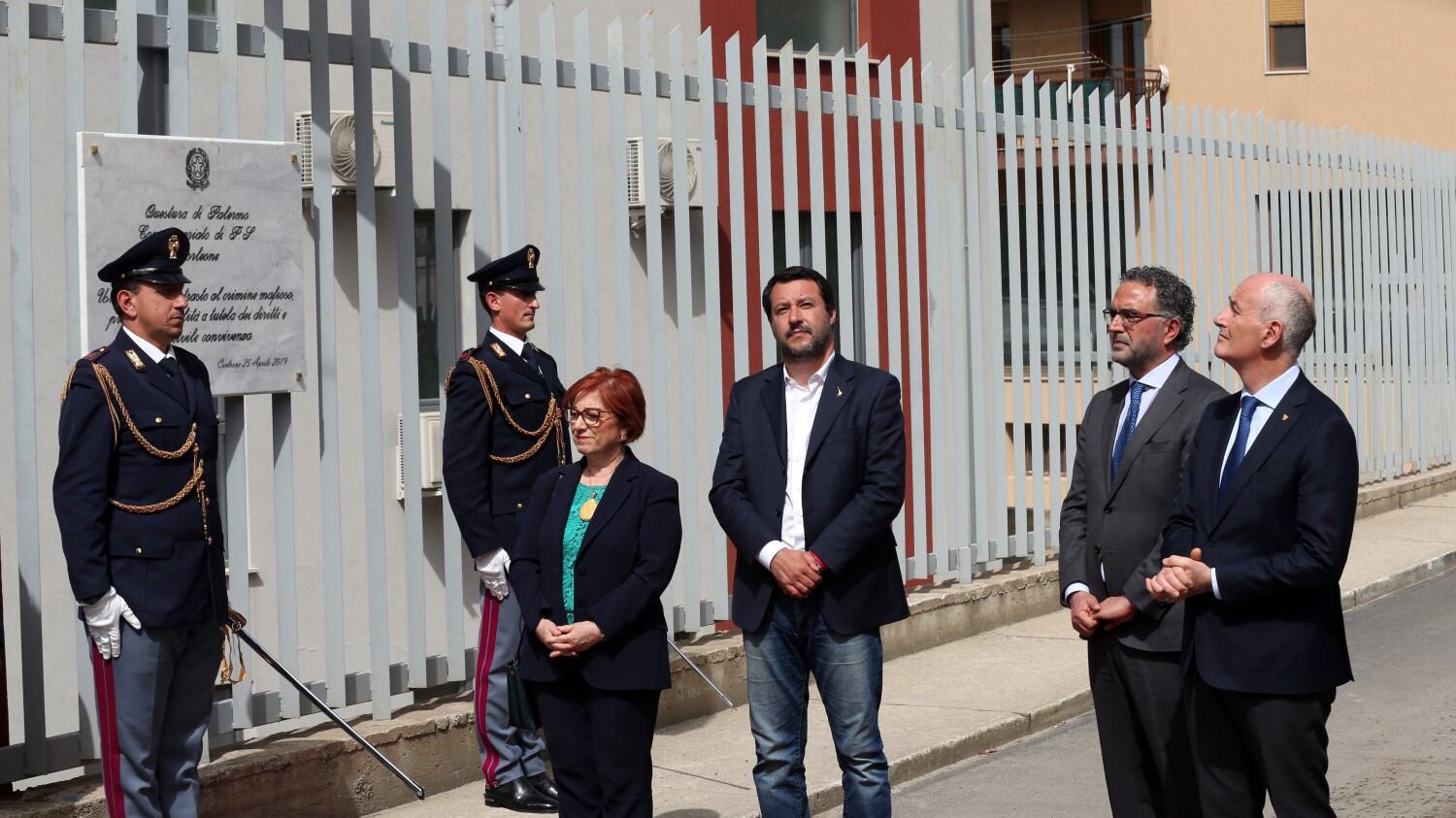 Salvini in Sicilia dichiara guerra alla mafia: "Farò di tutto per combatterla"