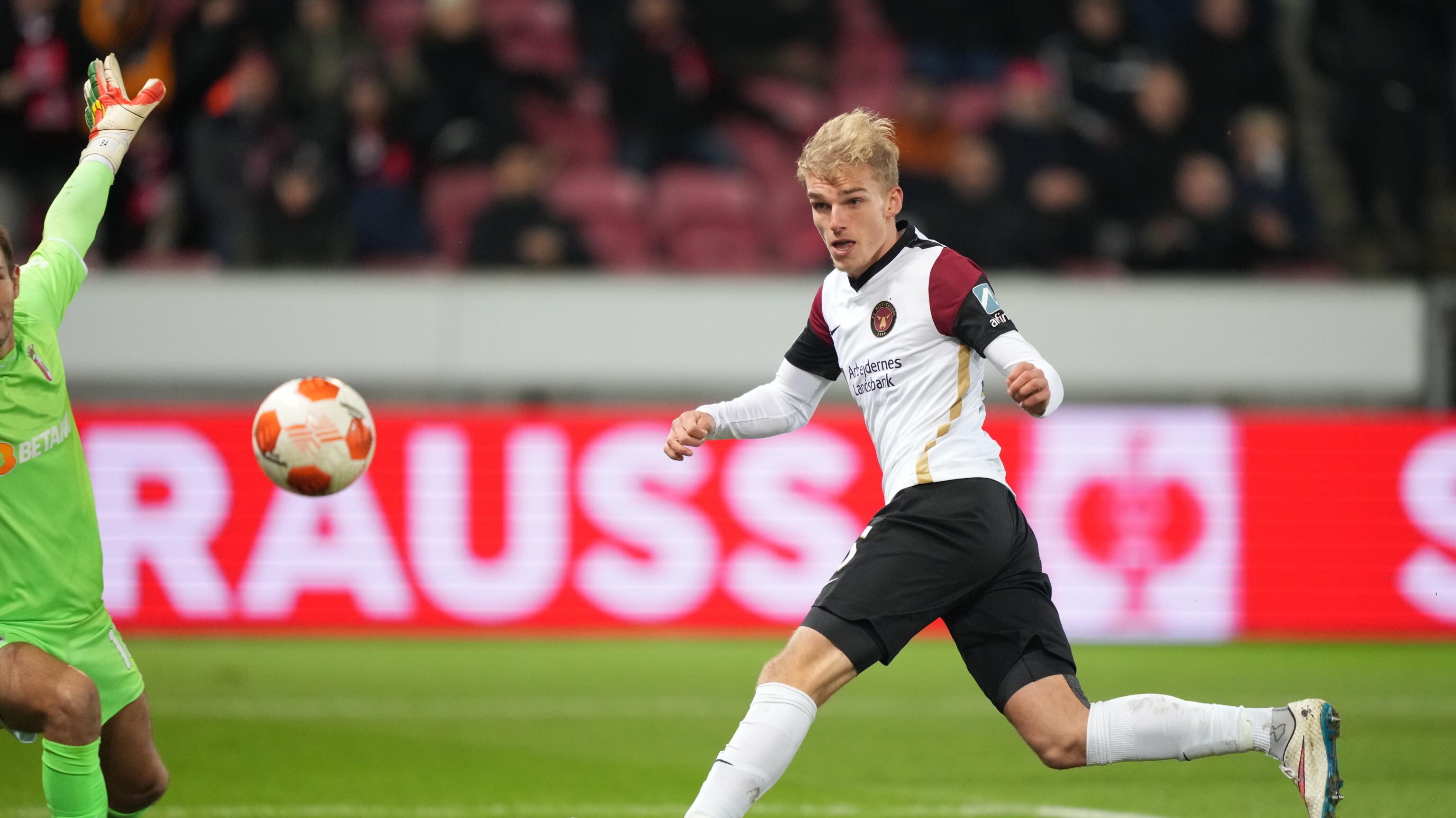 E il Milan non si ferma: punta Isaksen