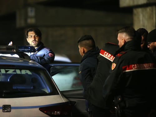Giustizia veloce per 3 romeni: ieri ladri, oggi espulsi