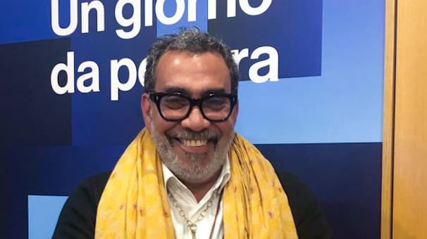 Il giudice di Ballando con le stelle contro Macron, su Notre Dame: "L'inizio dell'Apocalisse"