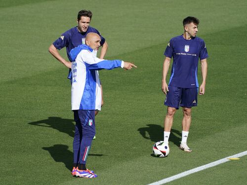 Spalletti, un Ct full time tra slogan, orgoglio e tecnologia