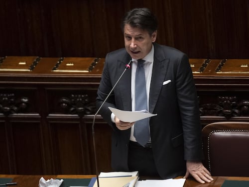 Il ricatto di Conte sui migranti per prorogare lo stato di emergenza
