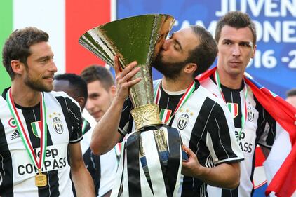 Il trionfo della Juventus: vince in casa il 6 scudetto consecutivo 10