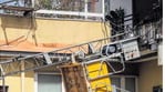 Cede il montacarichi, morti tre operai precipitati dal settimo piano