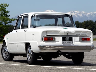 Alfa Romeo Giulia TI Super, guarda la gallery 3
