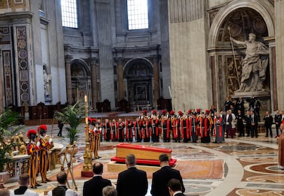 La traslazione della Bara di Papa Francesco nella Basilica di San Pietro 11
